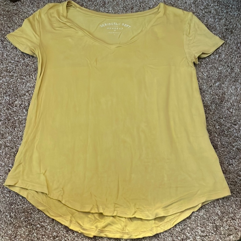 Yellow T shirt Size: S Brand: American Eagle